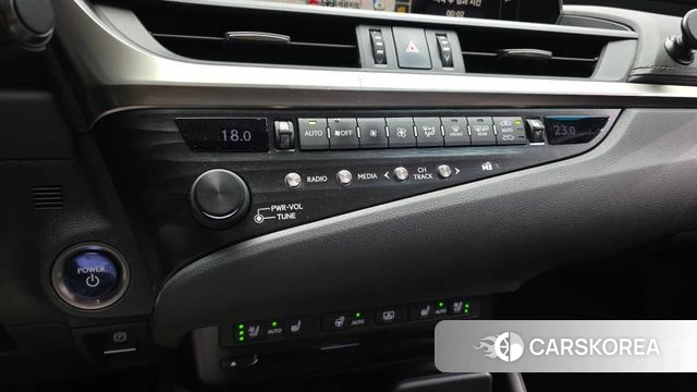 Lexus ES300h 7th generation id 4620477 из Кореи 20