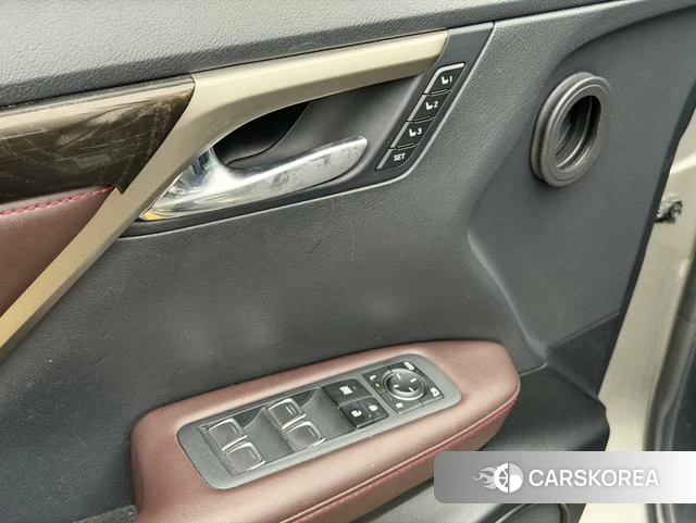 Lexus RX id 4366160 из Китая 20