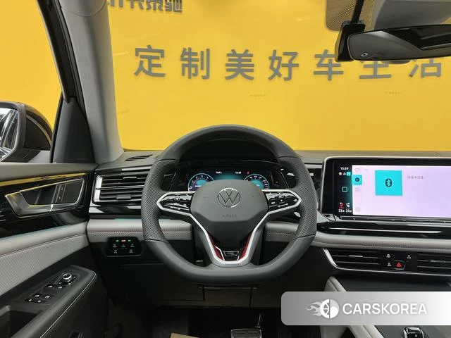 Volkswagen Tourang id 4276444 из Китая 21
