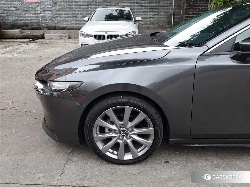Mazda 3 id 4576813 из Китая 21