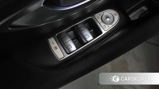 Mercedes-Benz E-Class W213 id 4605469 из Кореи 21
