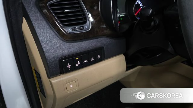 Kia The New Carnival id 4447541 из Кореи 21