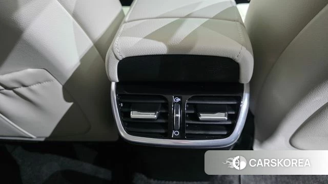 Hyundai The New Grandeur IG Hybrid id 4282263 из Кореи 21