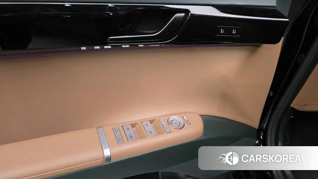 Hyundai Grandeur Hybrid (GN7) id 4516724 из Кореи 21
