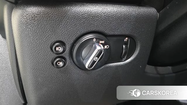 Mini Cooper D id 4751106 из Кореи 21