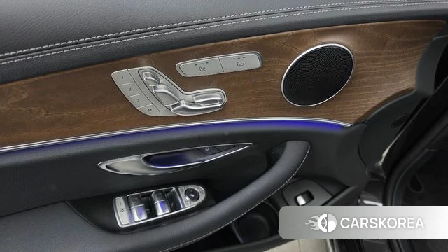 Mercedes-Benz E-Class W213 id 4696364 из Кореи 21