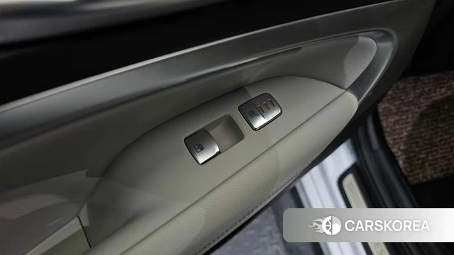 Genesis The New G70 id 4893679 из Кореи 21