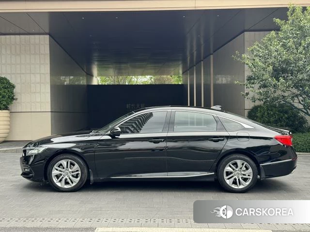 Honda Accord id 3857898 из Китая 21