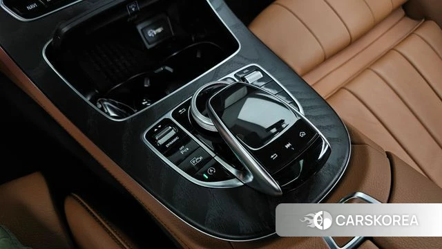 Mercedes-Benz E-Class W213 id 4688904 из Кореи 21