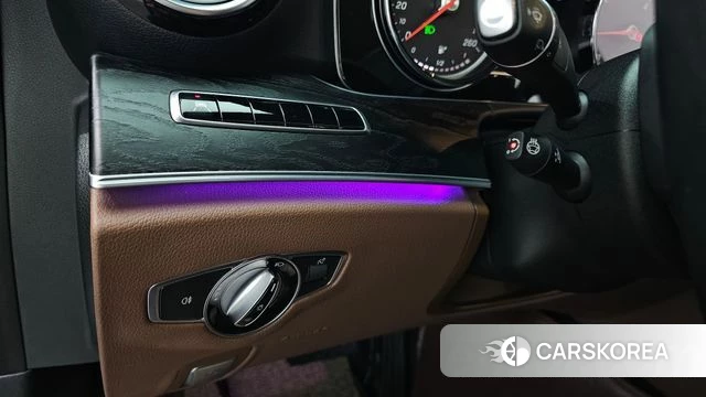 Mercedes-Benz E-Class W213 id 4424732 из Кореи 21