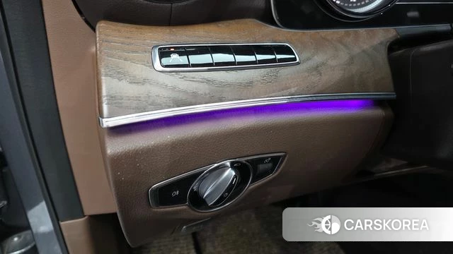 Mercedes-Benz E-Class W213 id 4232650 из Кореи 21