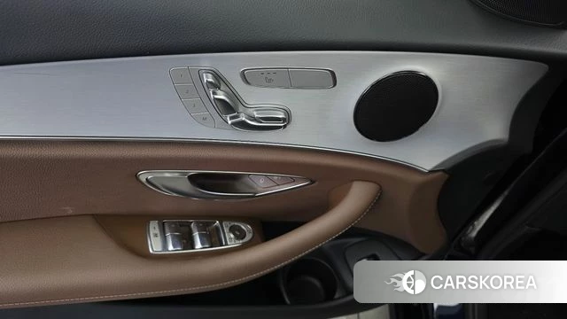 Mercedes-Benz E-Class W213 id 4624947 из Кореи 21