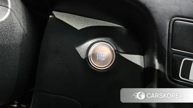 Hyundai Staria id 4389381 из Кореи 21
