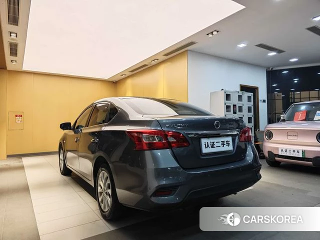 Nissan Xuan Yi id 4290844 из Китая 21
