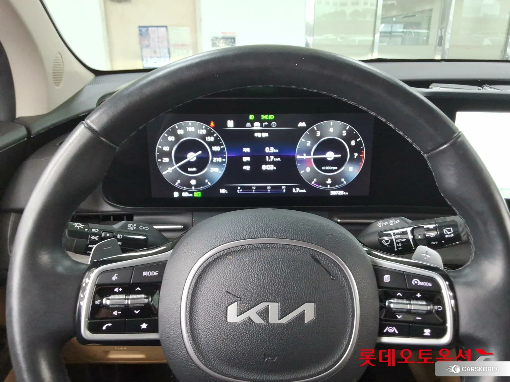 Kia Carnival id 4352373 из Кореи 21
