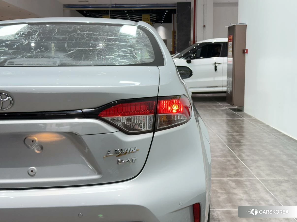 Toyota Levin id 4479545 из Китая 21