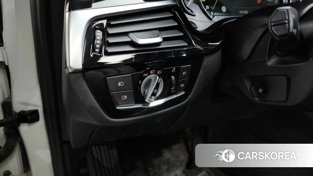 BMW 5 Series (G30) id 4188600 из Кореи 21