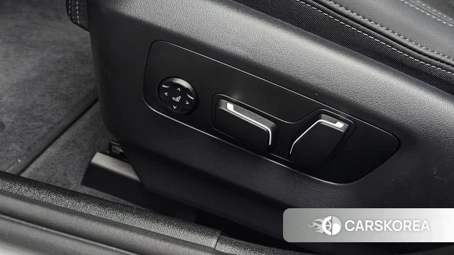 BMW 5 Series (G60) id 4455984 из Кореи 21