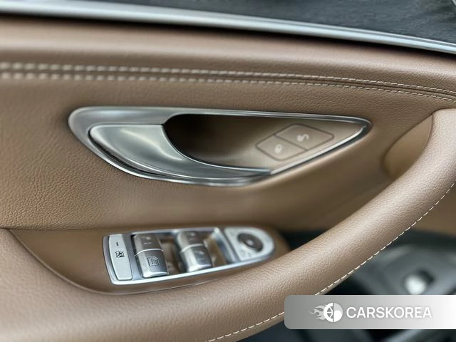 Mercedes-Benz E-class id 4257758 из Китая 21