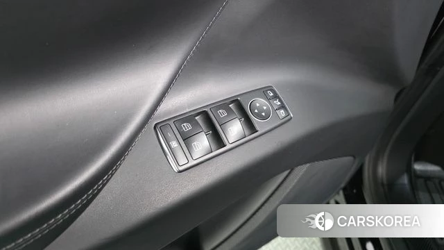 Tesla Model X id 4693816 из Кореи 21