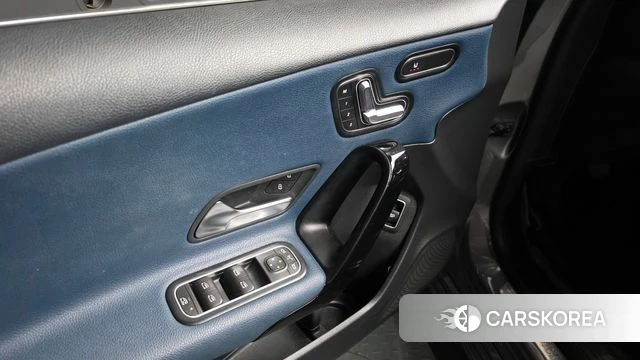 Mercedes-Benz A-Class W177 id 4187940 из Кореи 21