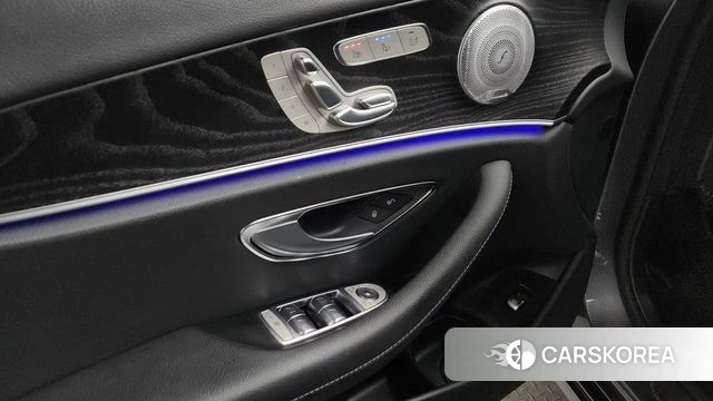 Mercedes-Benz E-Class W213 id 4573857 из Кореи 21