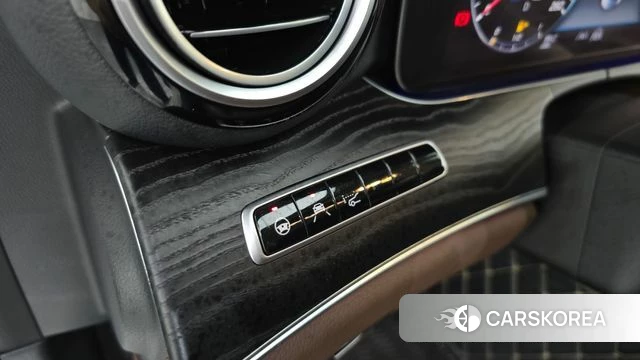Mercedes-Benz E-Class W213 id 4410532 из Кореи 21