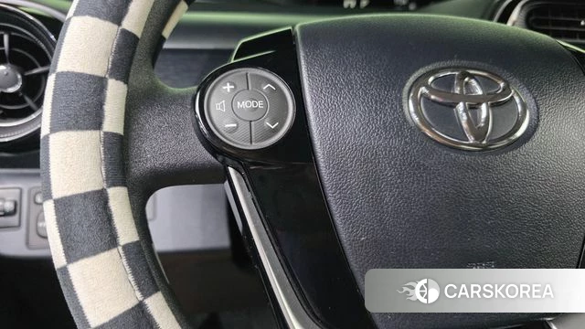 Toyota Prius C id 4402561 из Кореи 21