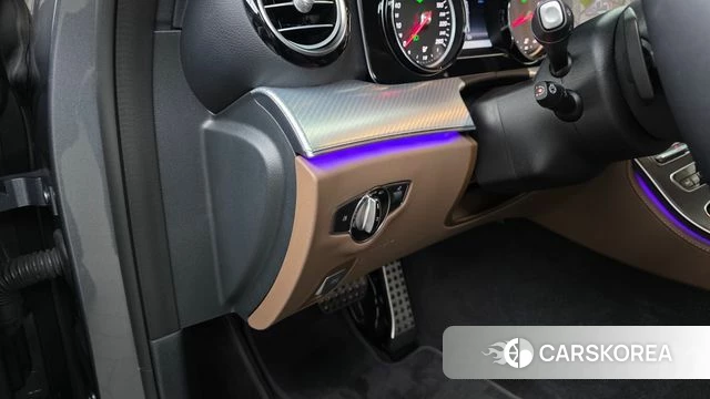 Mercedes-Benz E-Class W213 id 4232220 из Кореи 21