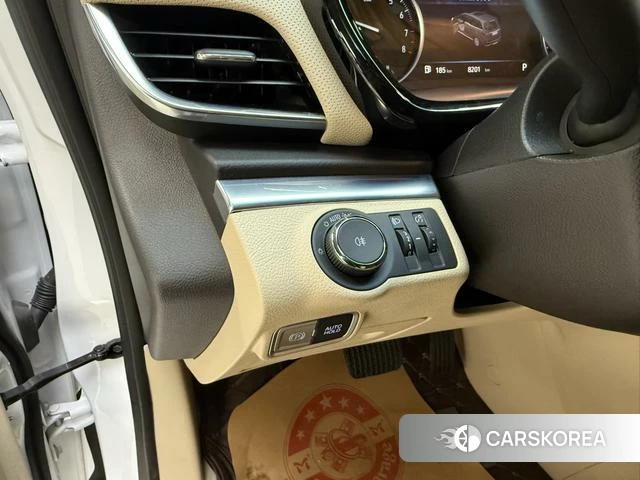 Buick GL8 id 4208325 из Китая 21
