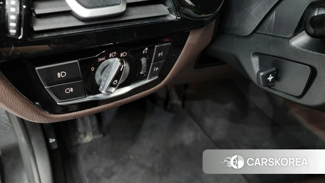 BMW 5 Series (G30) id 4362984 из Кореи 21