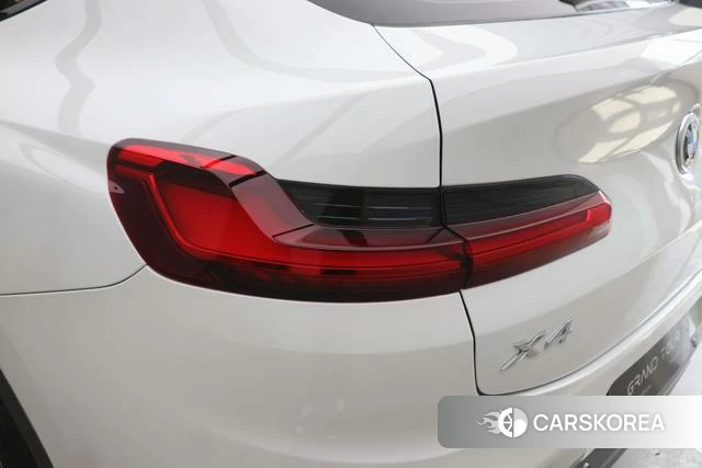 BMW X4 id 4291407 из Китая 21