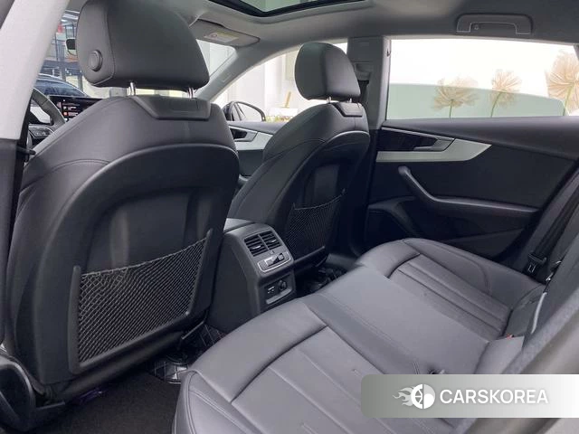 Audi A5 id 3810634 из Китая 21