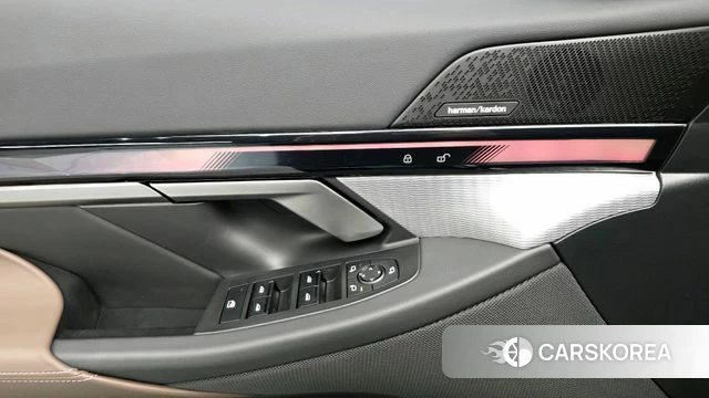 BMW 5 Series (G60) id 4242996 из Кореи 21