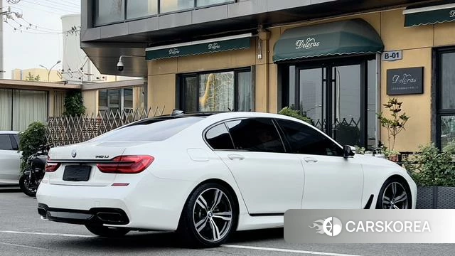 BMW 7 series id 4208753 из Китая 21