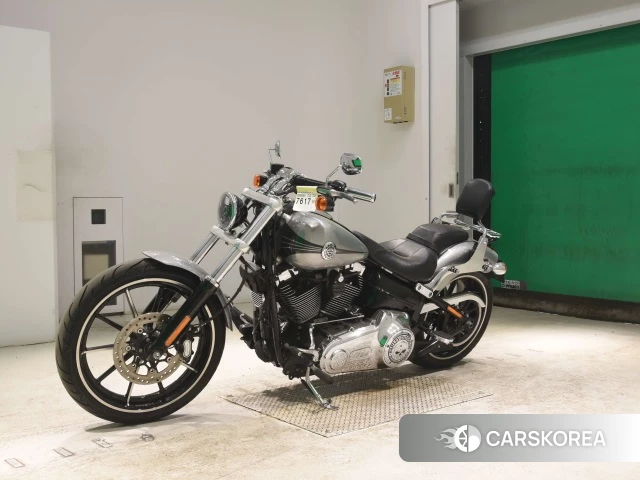 Harley-Davidson Softail Breakout FXSB id 3945181 из Японии 21