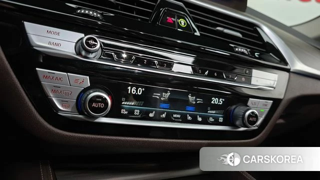 BMW 5 Series (G30) id 4666927 из Кореи 21