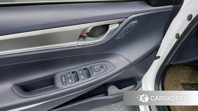 Hyundai The New Grandeur IG Hybrid id 4187452 из Кореи 21