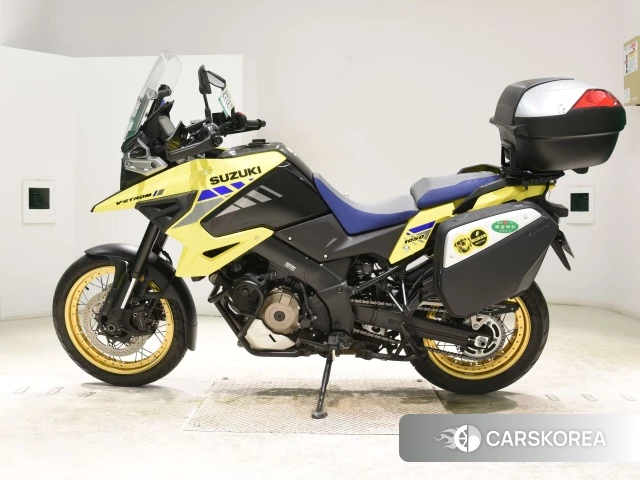 Проданный Suzuki V-STROM 1050XT 2021 из Японии, фото 4