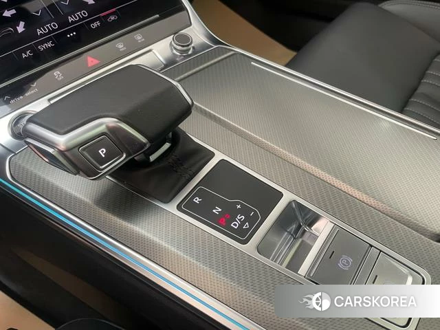 Audi A6L id 4348964 из Китая 21
