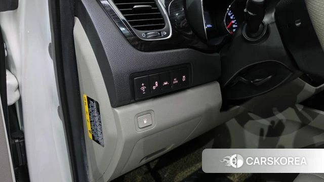 Kia The New Carnival id 4770364 из Кореи 21