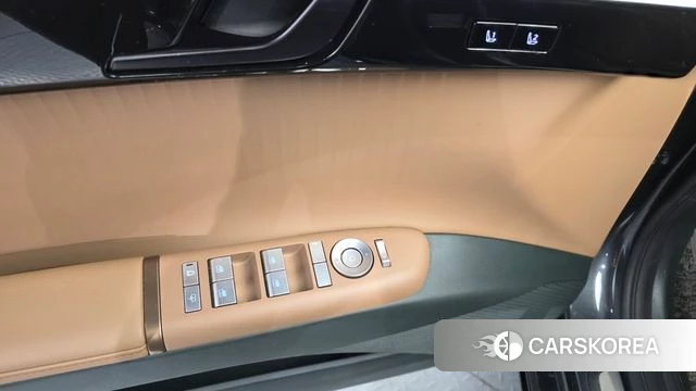 Hyundai Grandeur Hybrid (GN7) id 4291882 из Кореи 21
