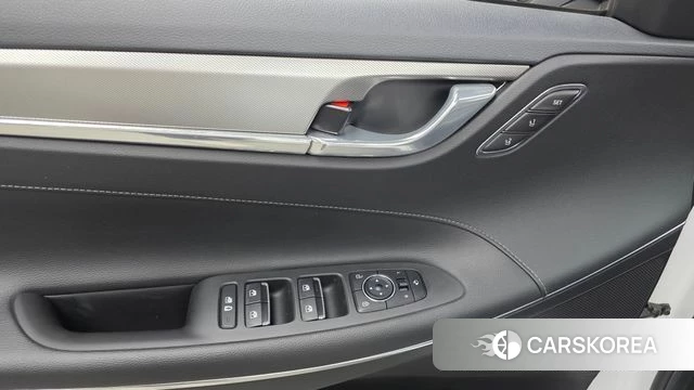 Hyundai The New Grandeur IG Hybrid id 4444068 из Кореи 21