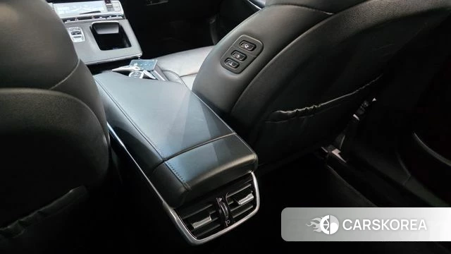Hyundai The New Grandeur IG Hybrid id 4294252 из Кореи 21
