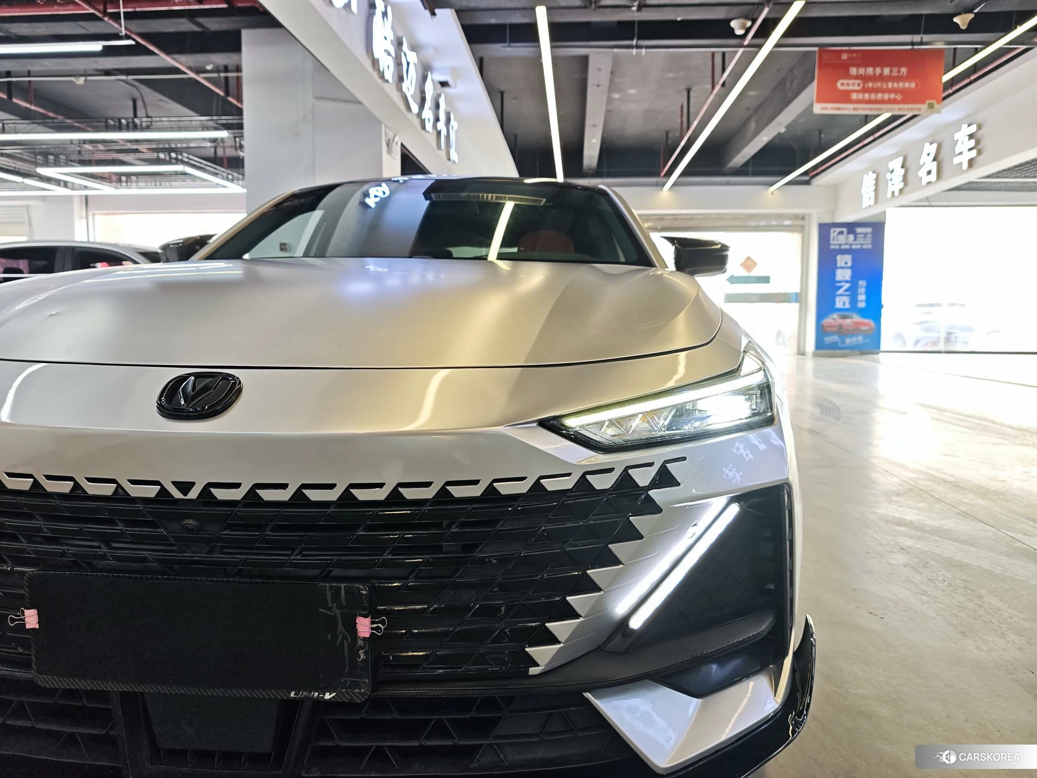 Chang'an UNI-V id 4419130 из Китая 21