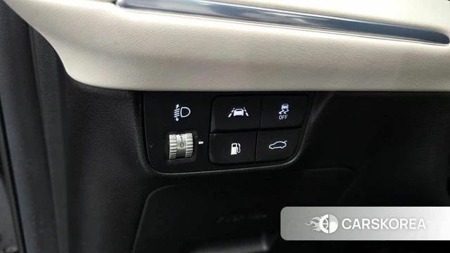 Hyundai The New Grandeur IG Hybrid id 4250180 из Кореи 21