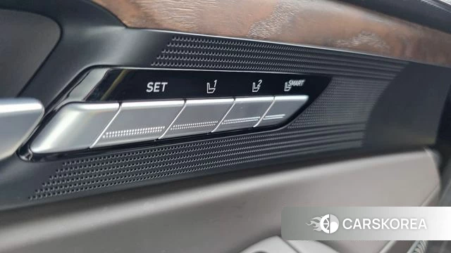 Genesis G90 id 4459322 из Кореи 21