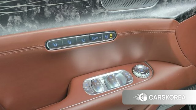 Genesis G90 (RS4) id 4401484 из Кореи 21