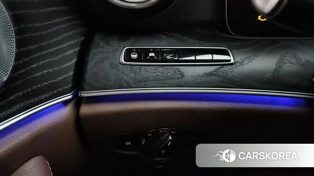 Mercedes-Benz E-Class W213 id 4318089 из Кореи 21