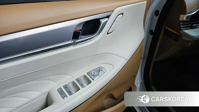Hyundai The New Grandeur IG Hybrid id 4551379 из Кореи 21